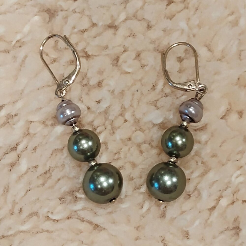 ~Vintage ~ Tahitian Pearl Drop Earrings set in SS #holidayfinds